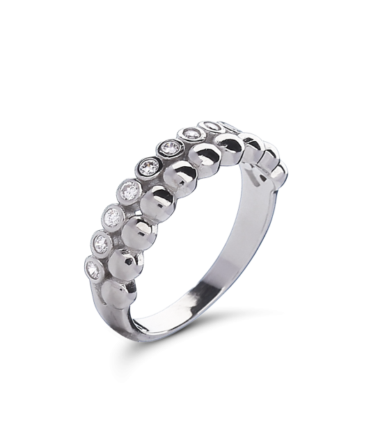 Sterling silver ring with zircons