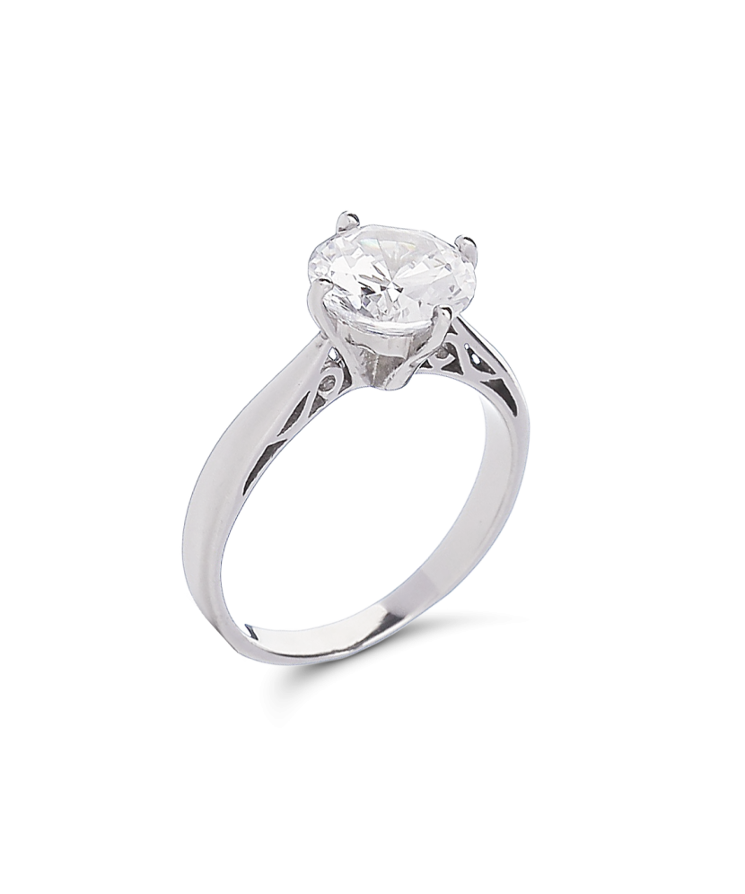 Sterling silver ring with zirconium