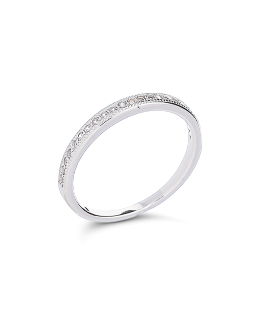 Sterling silver ring with zircons