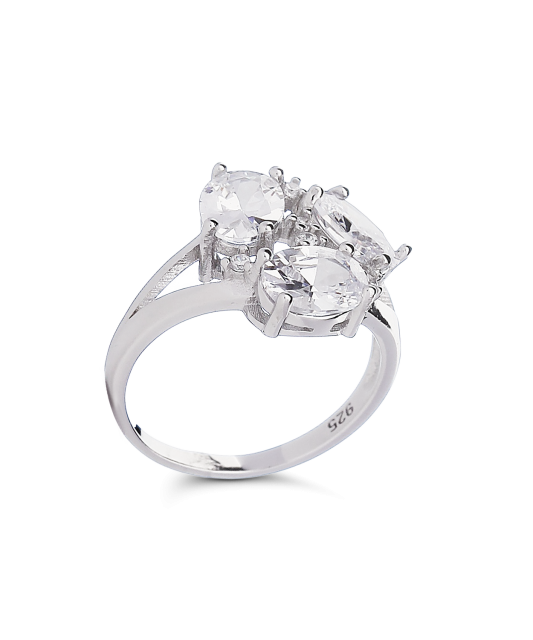Sterling silver ring with zircons