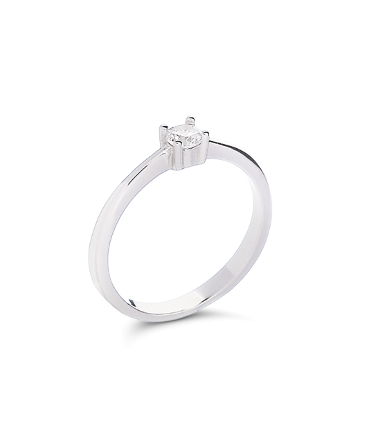 Sterling silver ring with zirconium