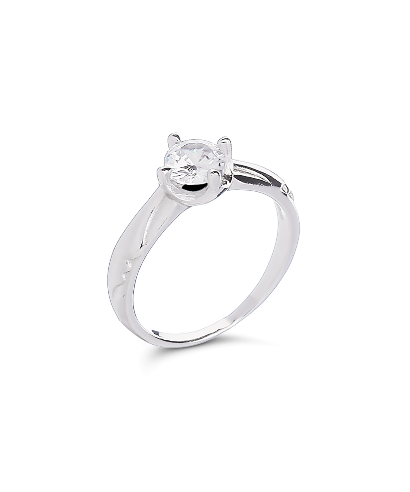 Sterling silver ring with zirconium