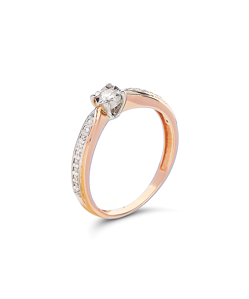 Gold ring with diamond