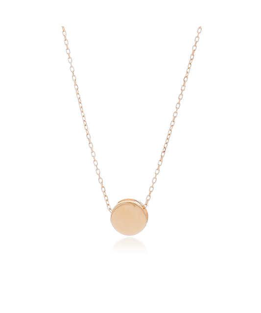 Gold chain with pendant
