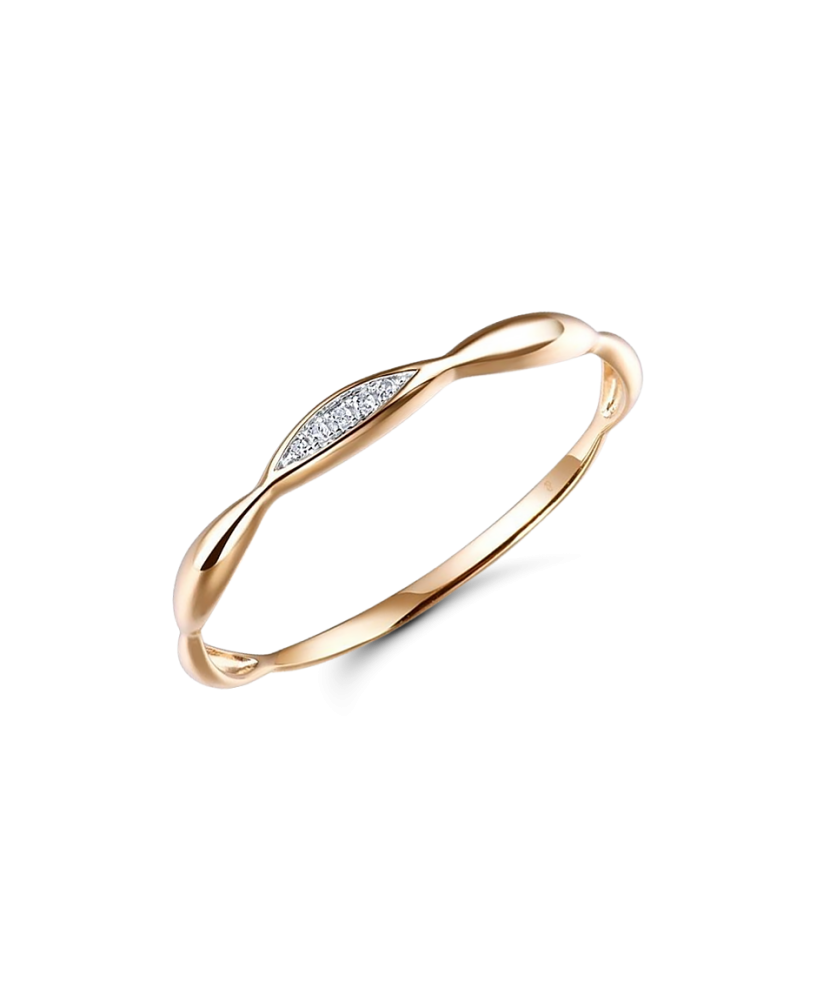 Gold ring with diamonds