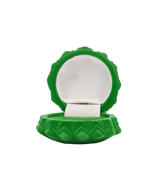 Green box "christmas tree"