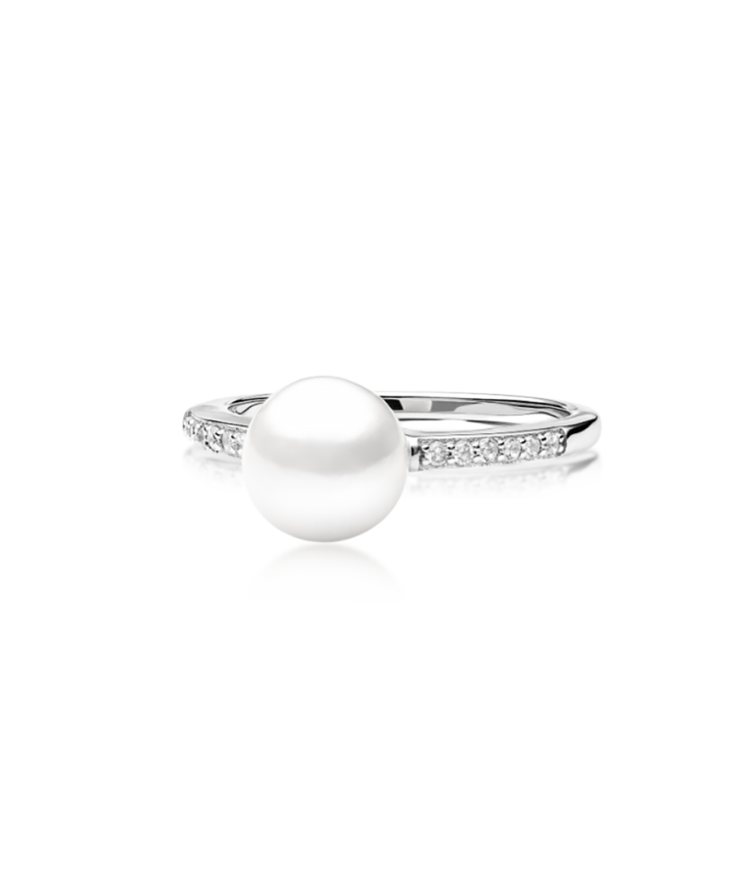 Sterling silver ring with pearls and zircons