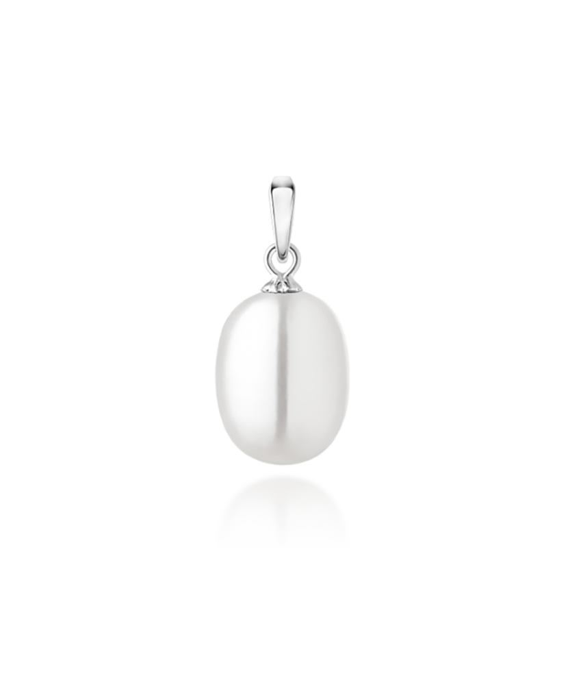 Pearl pendant with silver