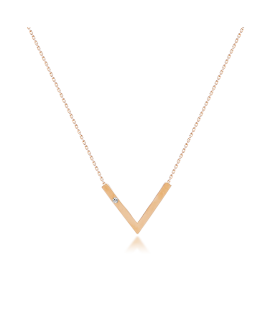 Gold chain with pendant