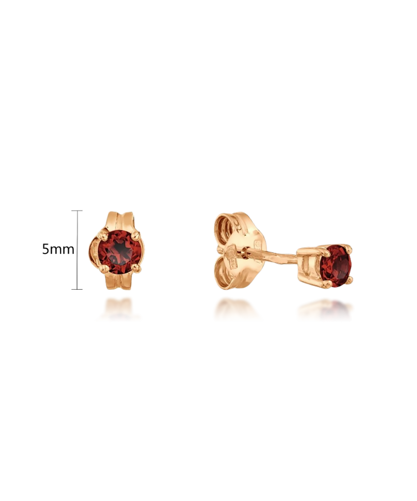 Gold earrings with garnet