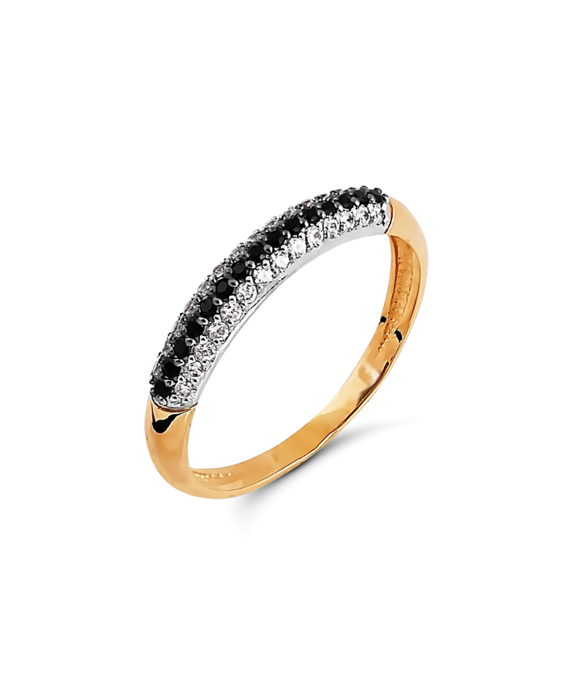 Gold ring with zircons