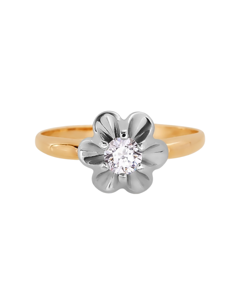 Gold ring with zirconium