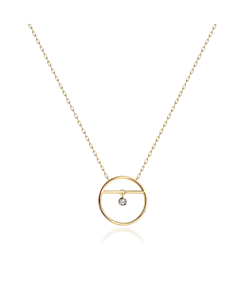 Gold chain with pendant