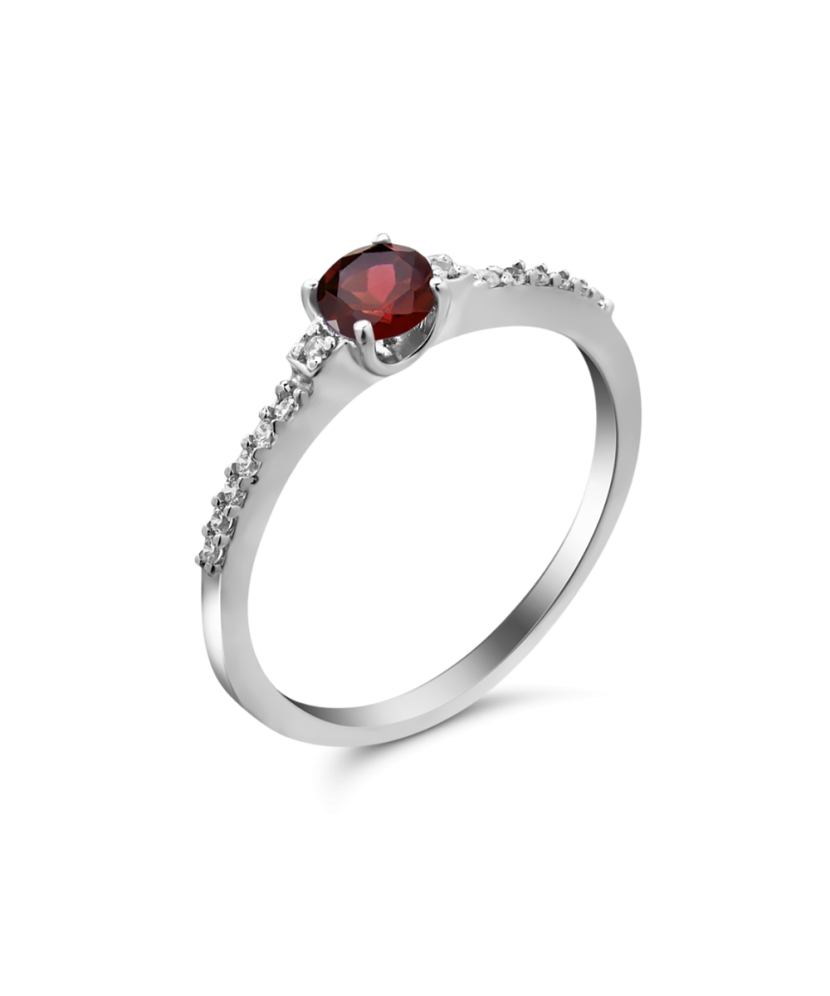 Sterling silver ring with garnet and zircons