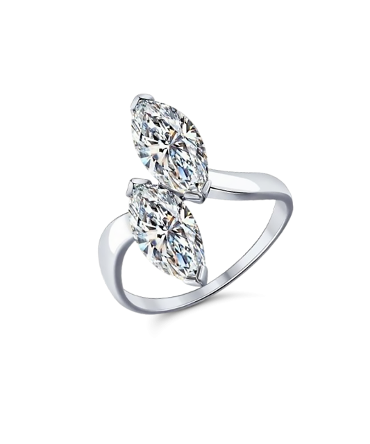 Sterling silver ring with zircons