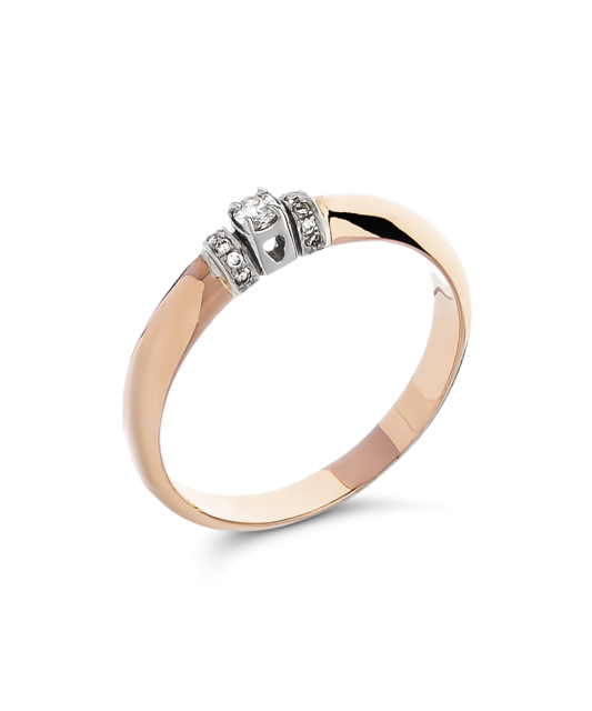 Gold ring with diamonds