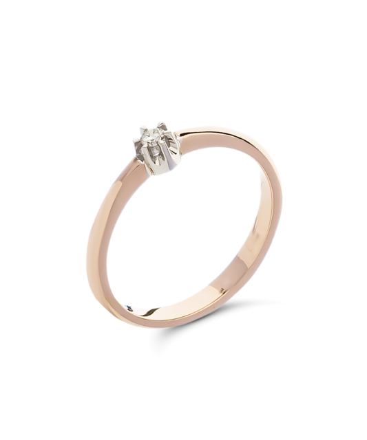 Gold ring with diamond