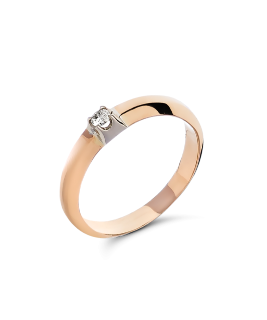 Gold ring with diamond