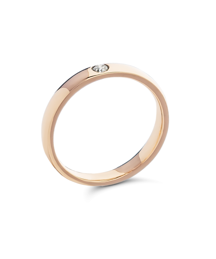 Gold ring with diamond