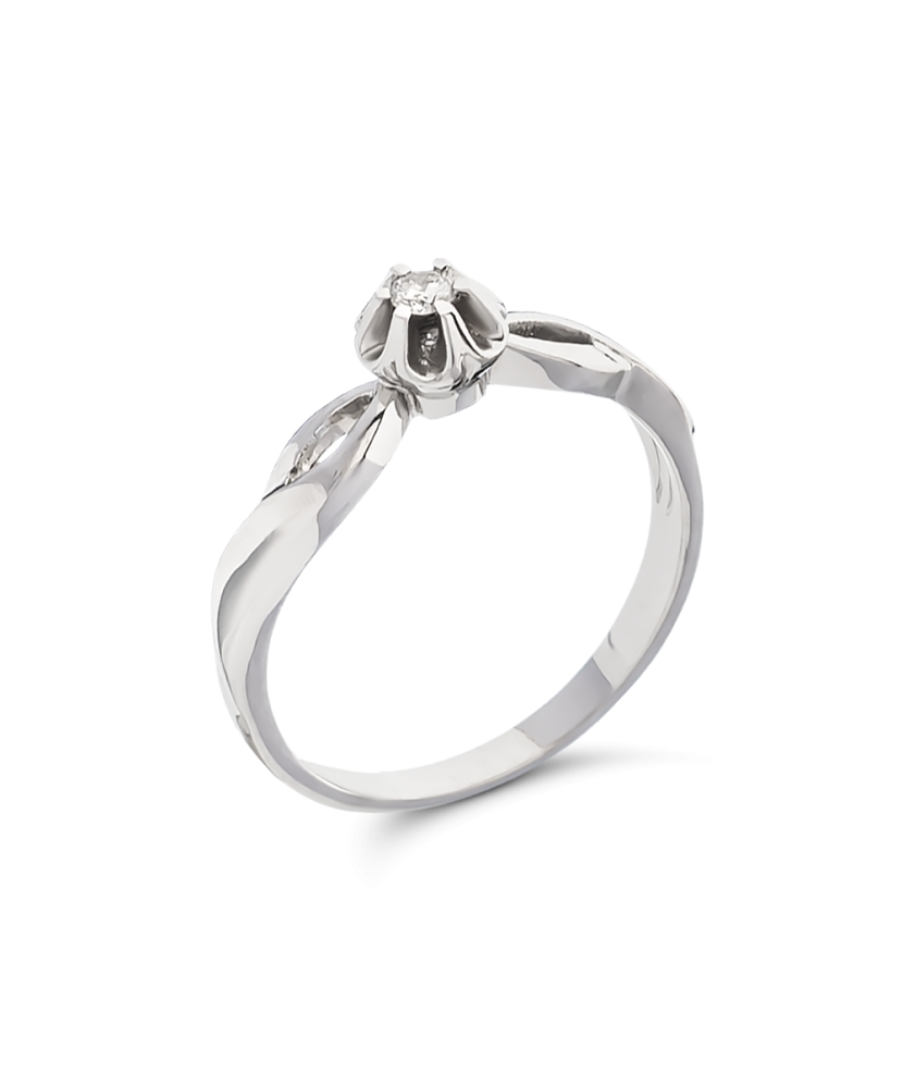 White gold ring with diamond