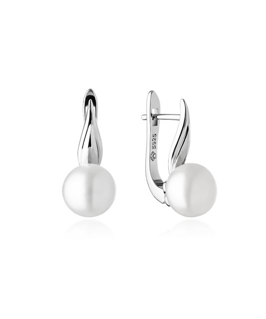 Sterling silver earrings with pearls
