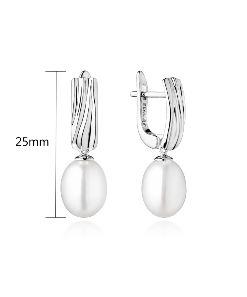Sterling silver earrings with pearls