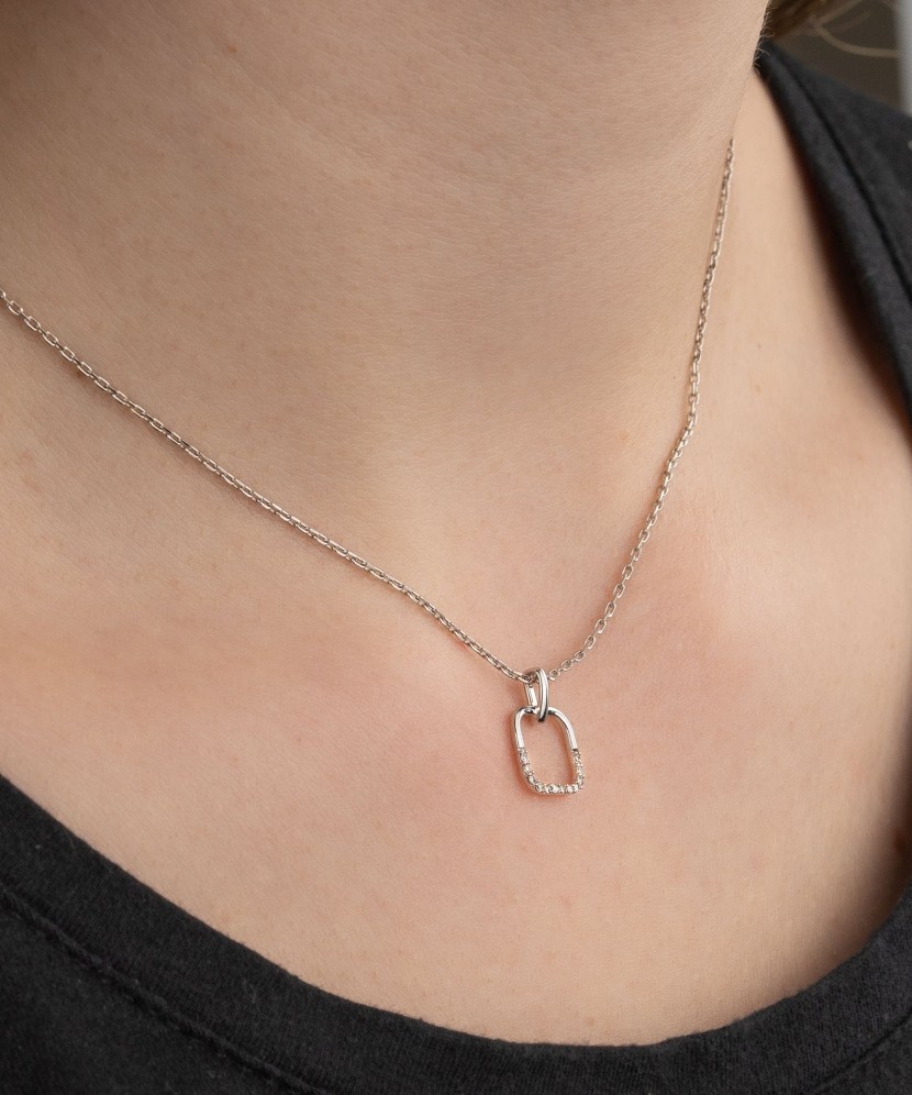 White gold pendant with diamonds 2