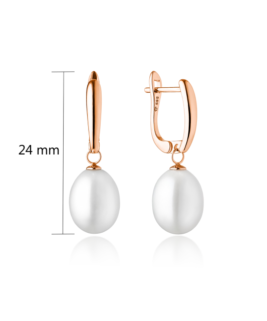 Gold earrings with natural pearls