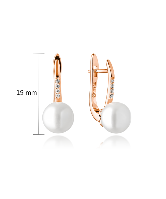 Gilded sterling silver earrings with natural pearl