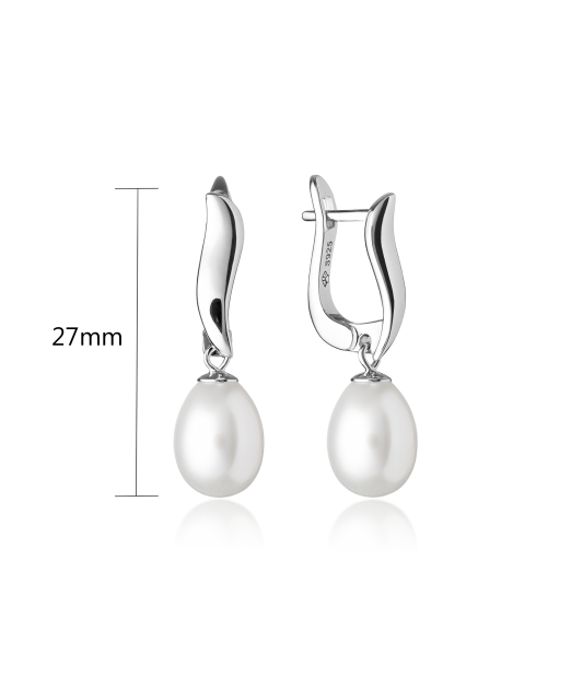 Sterling silver earrings with natural pearls