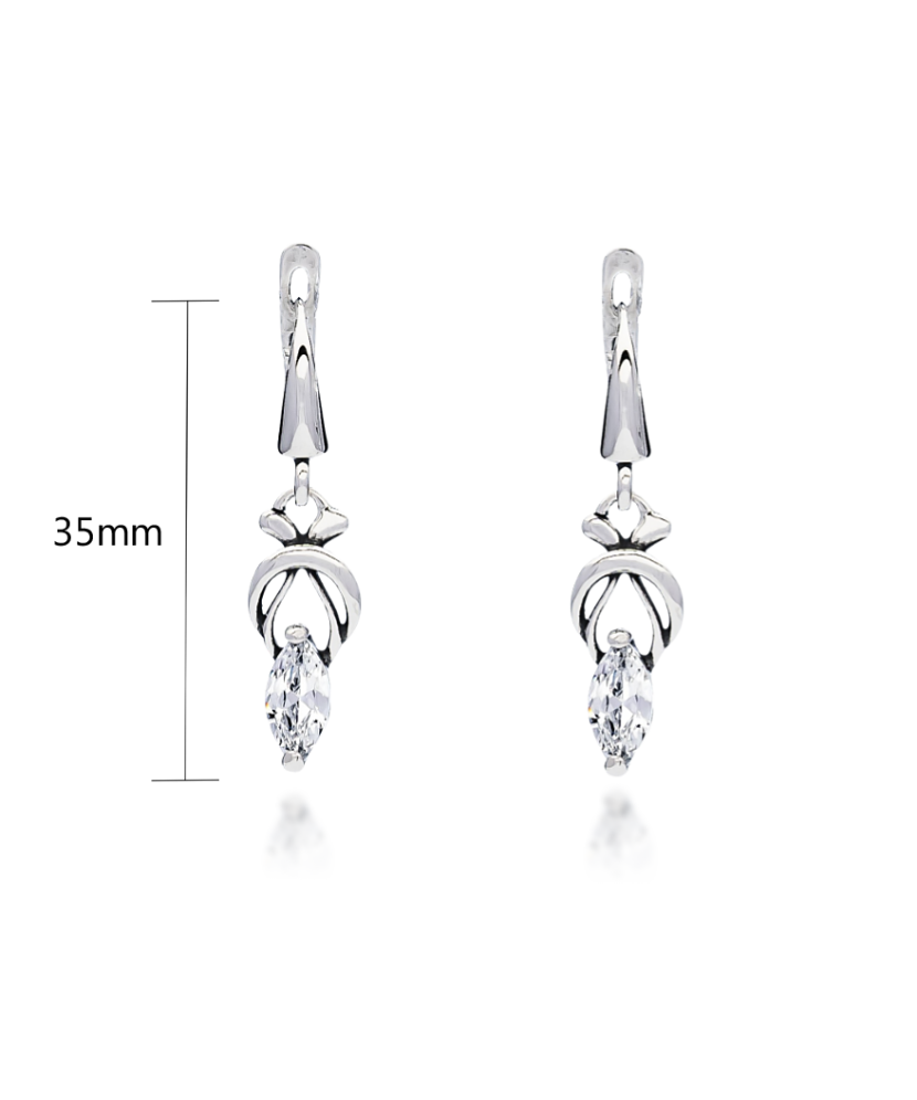 Sterling silver earrings with zirconium