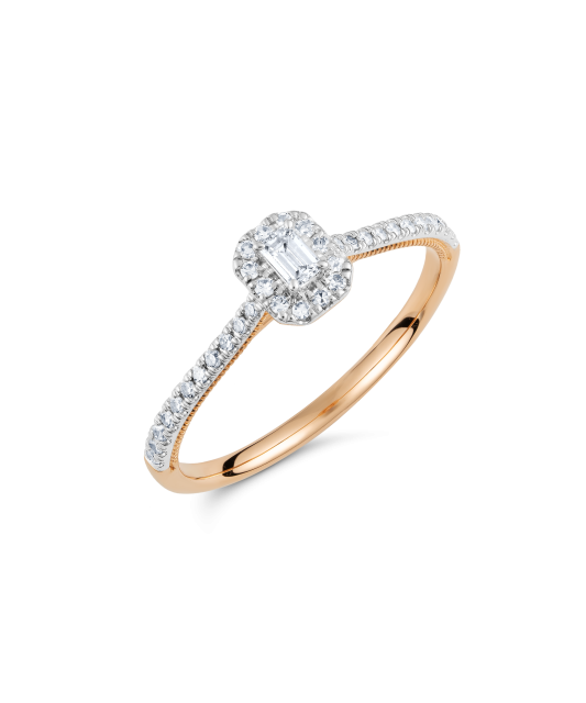 Gold ring with diamonds