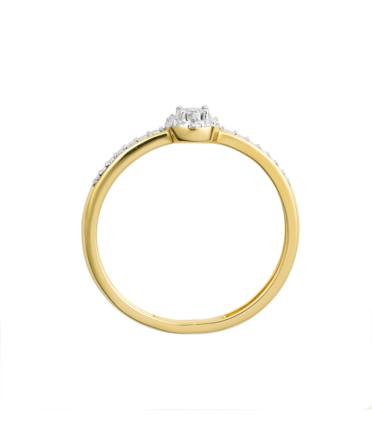 Yellow Gold ring with diamonds