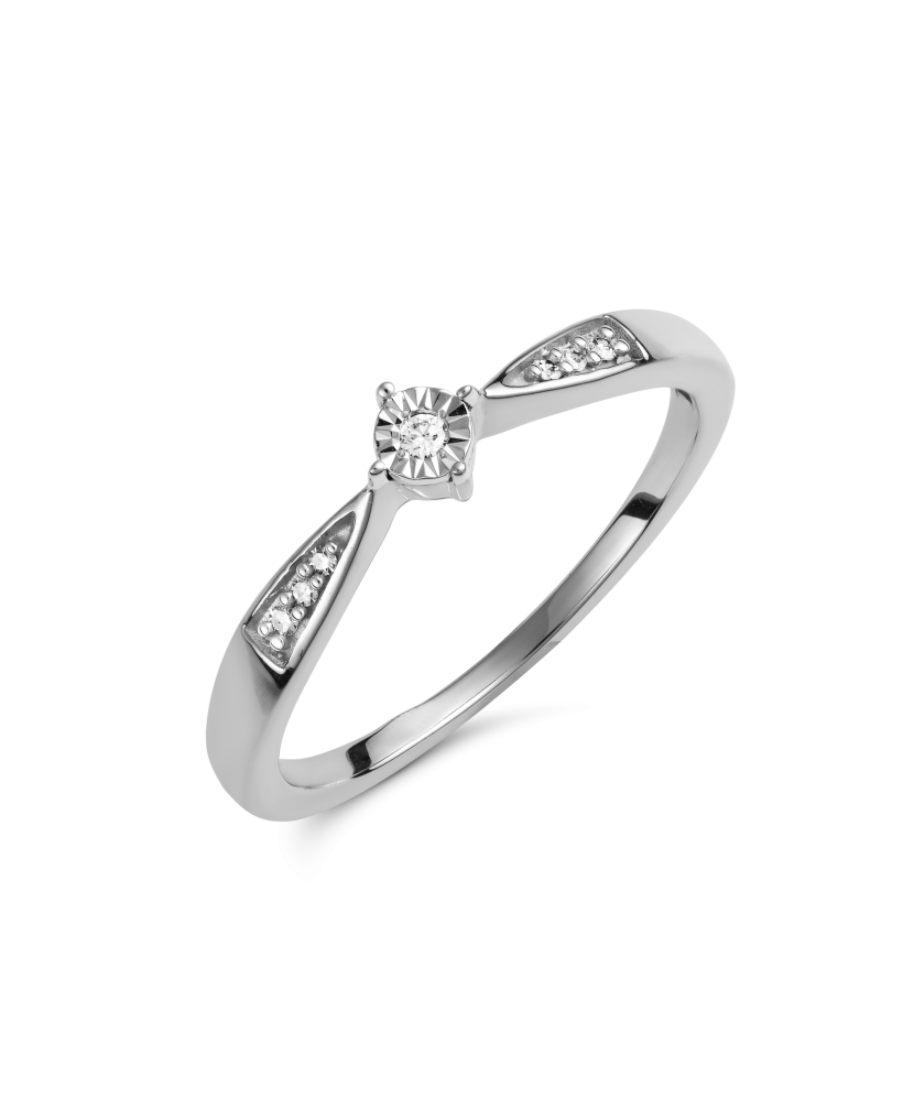 White gold ring with diamonds