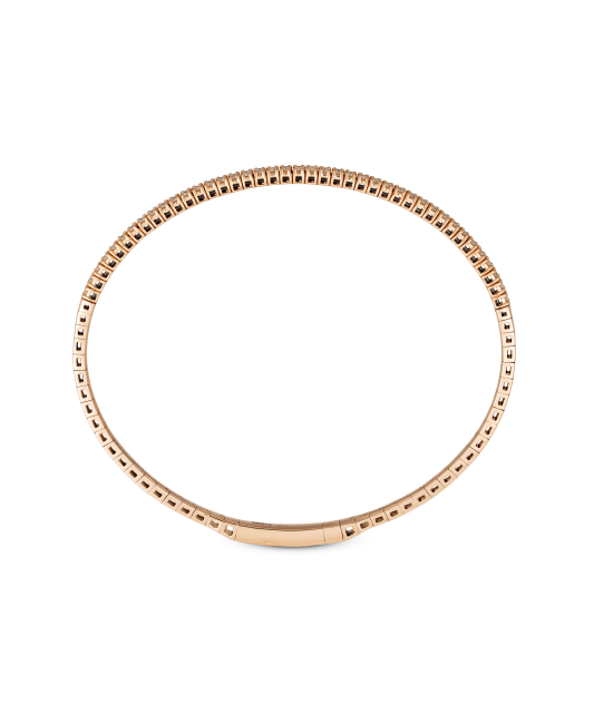 Gold bracelet with diamonds