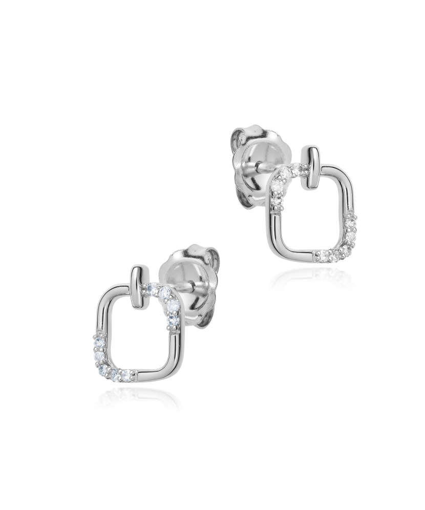 Valkokultaiset korvakorut timanteilla