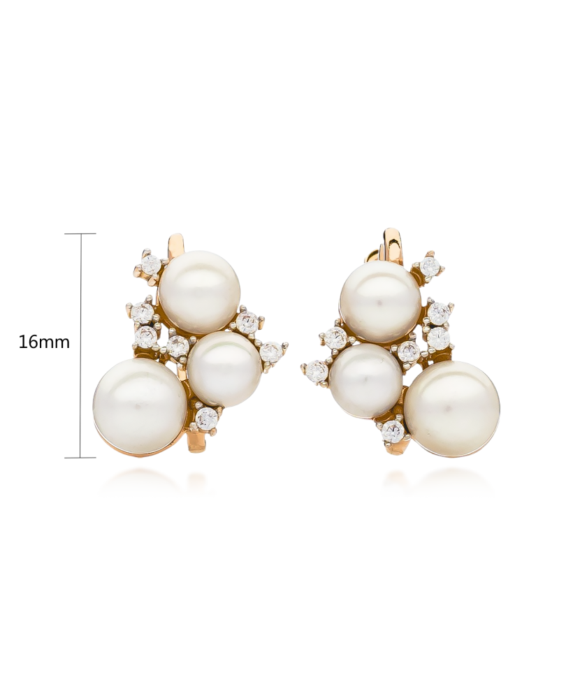 Gold earrings with pearls and zircons