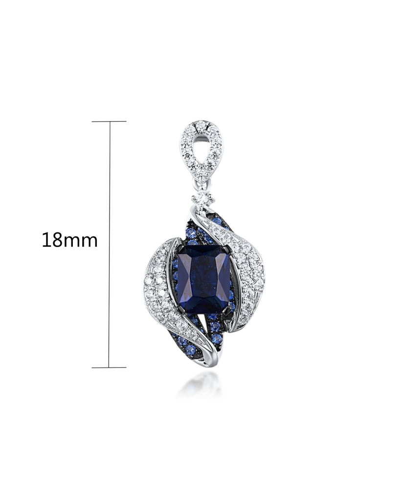Sterling silver pendant with zircons