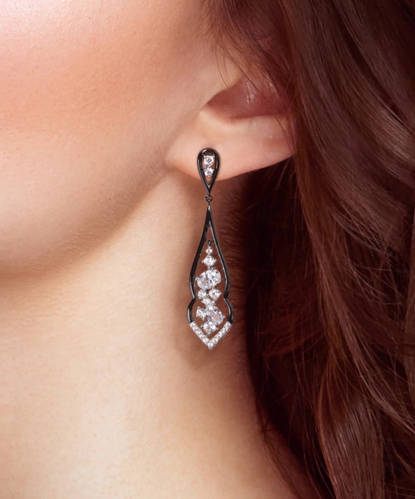 Sterling silver earrings with zircons