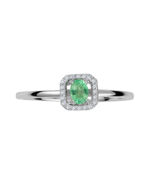 White gold ring with emerald and diamonds