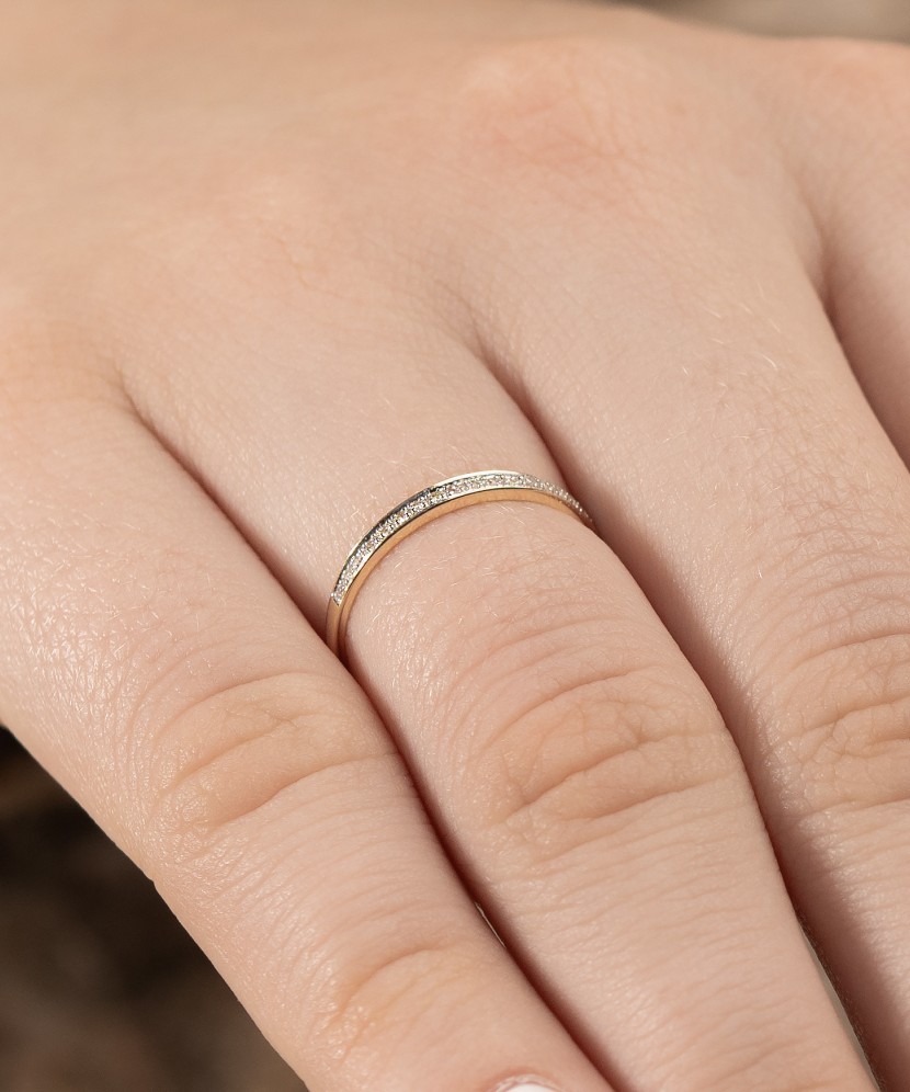 Yellow Gold ring with diamonds