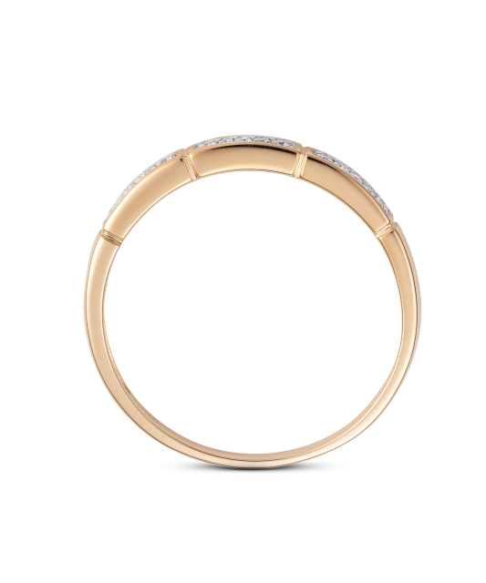 Gold ring with diamonds
