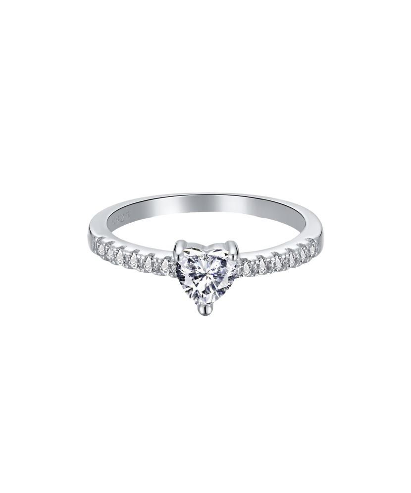 Sterling silver ring with zircons