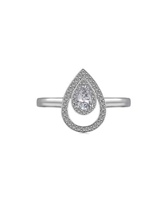 Sterling silver ring with zircons