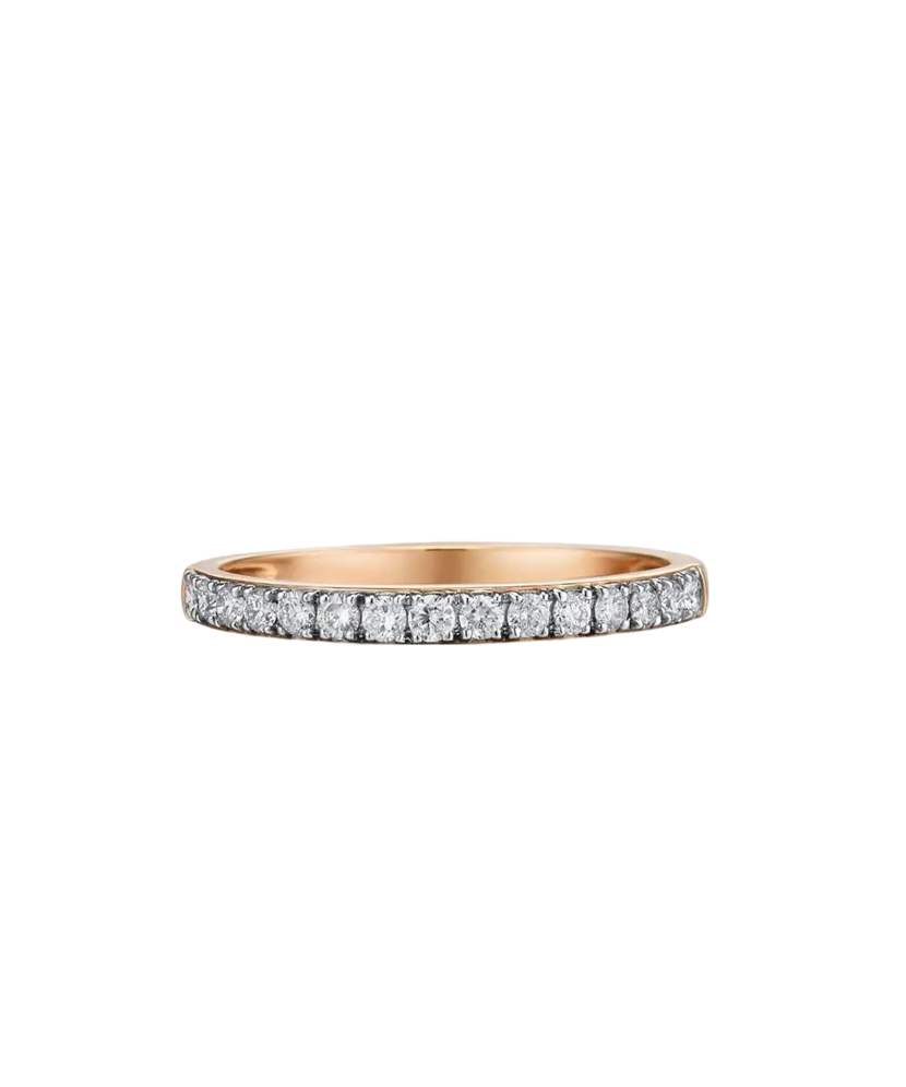 Gold ring with diamonds