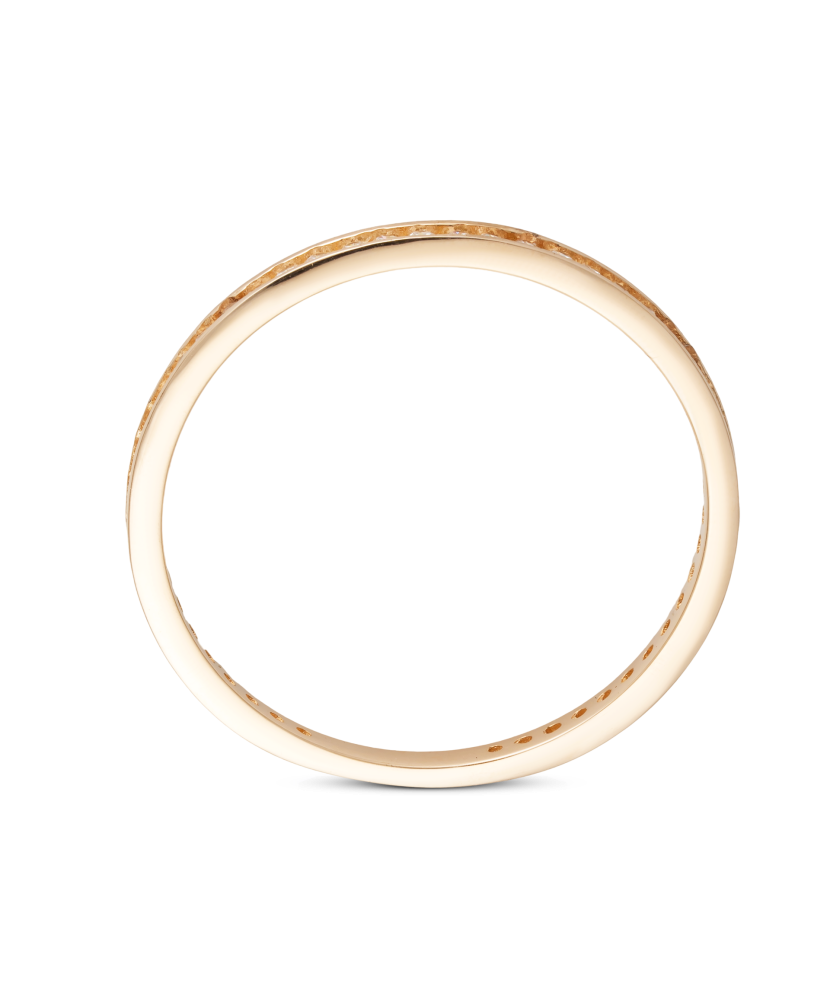 Gold ring with zircons