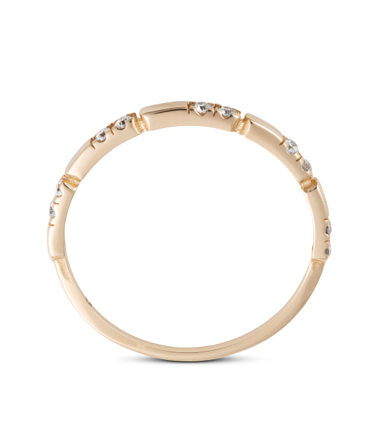 Gold ring with zircons