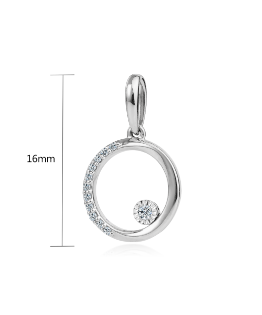 White gold pendant with diamonds
