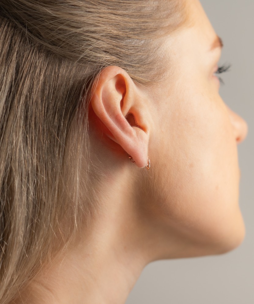 White gold earrings with diamonds