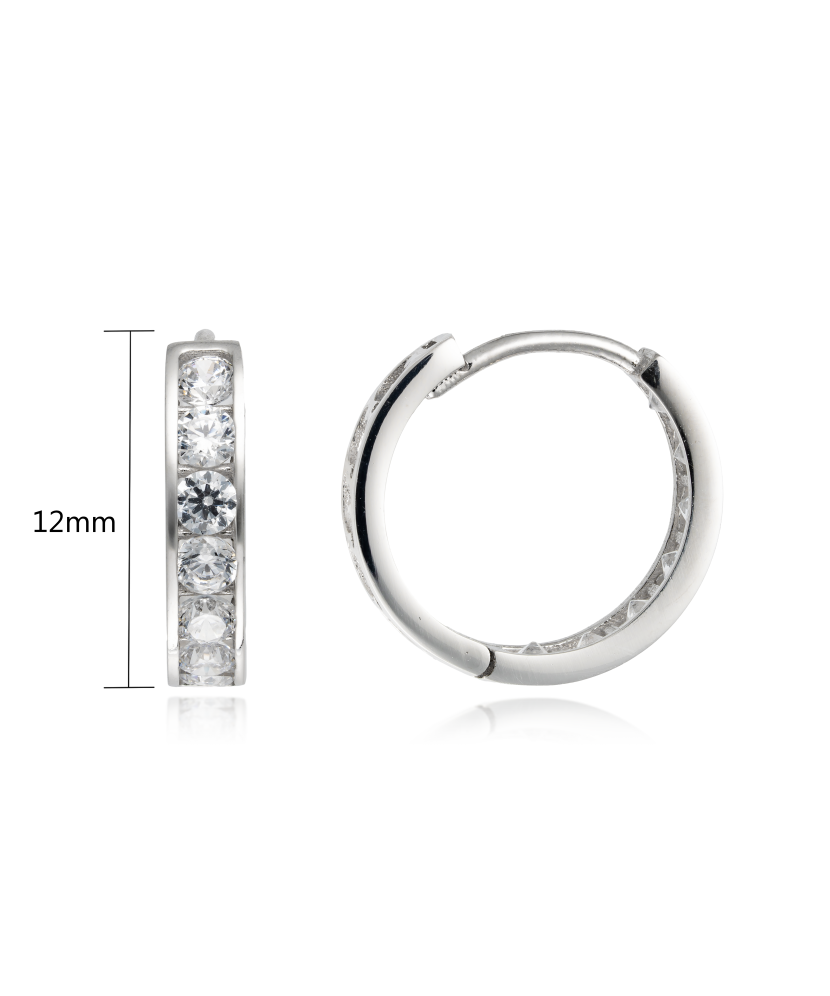 Valkokultaiset korvakorut zirkoneilla